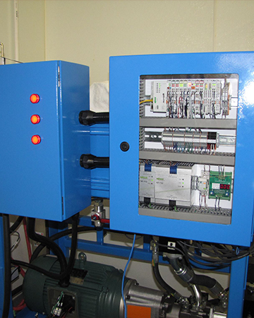 Fluid Power Systems and Electronic Controls Integration Image