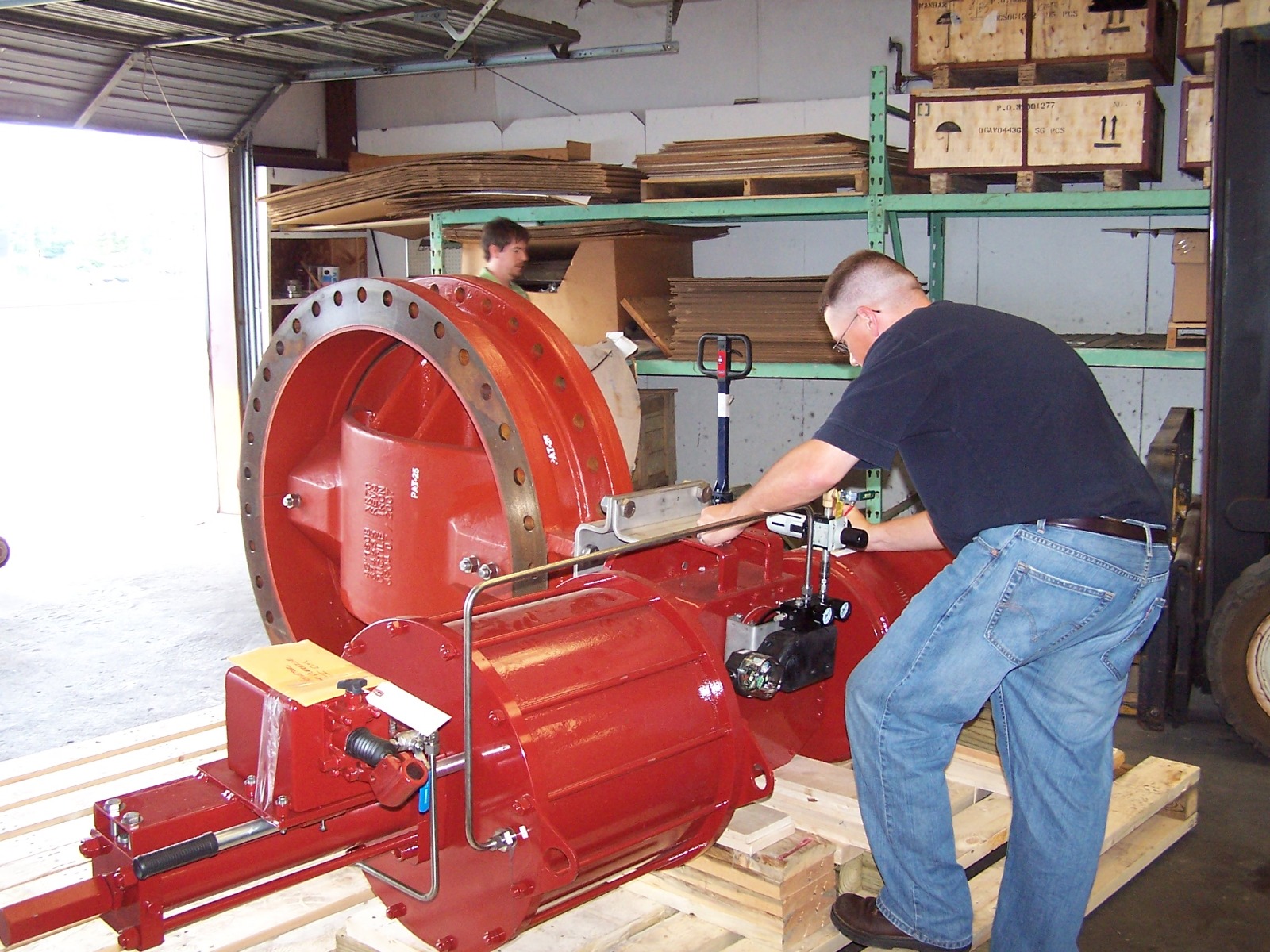 Preparing 48in AWWA butterfly valve with Scotch Yoke actuator, Electro-Pneumatic positioner for shipping.